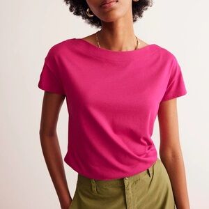 Boden Short Sleeve Tee in Bright Pink